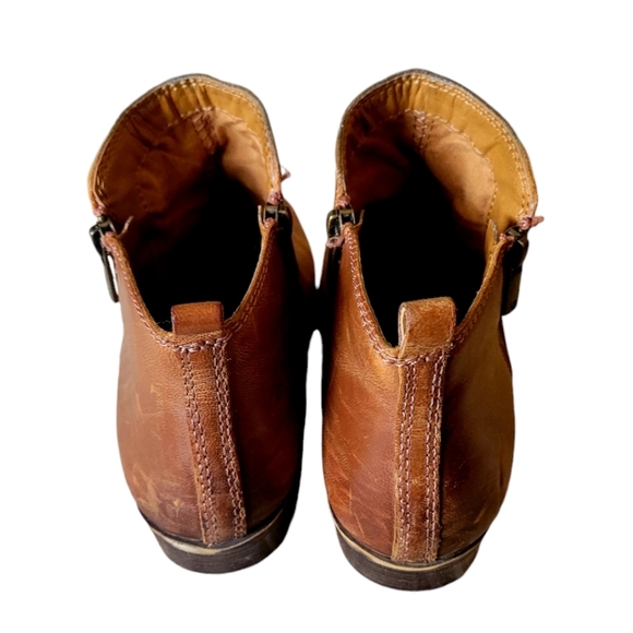 Lucky Brand Conyac Brown Distressed Leather Booties Ankle Boots Size 8.5 Boho - Picture 4 of 11